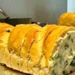 Sourdough Discard Pull-Apart Garlic Bread Untitled design - 2026-01-12T205542.008